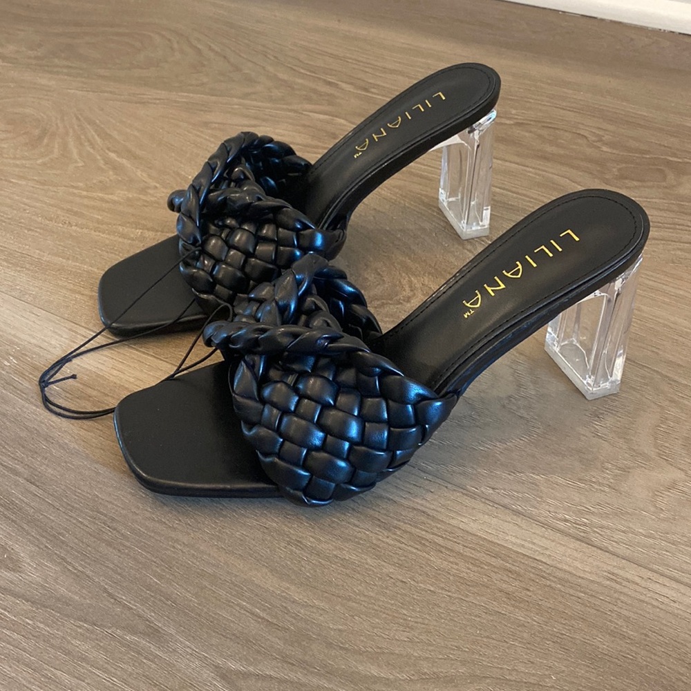 Liliana Clear Heels